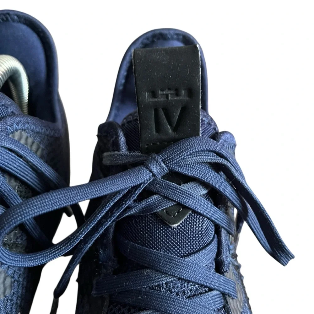 Nike LeBron Witness 4 TB Midnight Navy Blue Mens 7.5 Basketball Shoes CV4004-401
